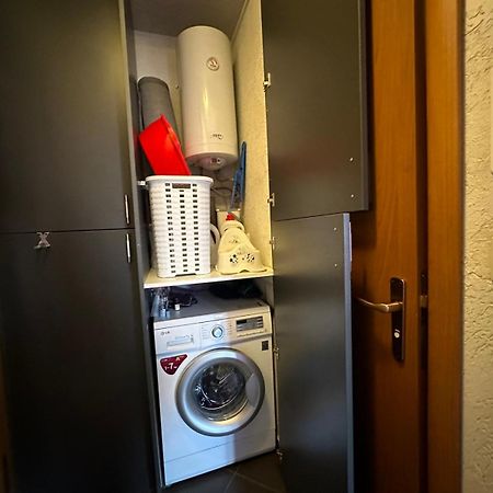 Apartment Lavender, Near To Airport Sofia Exterior foto